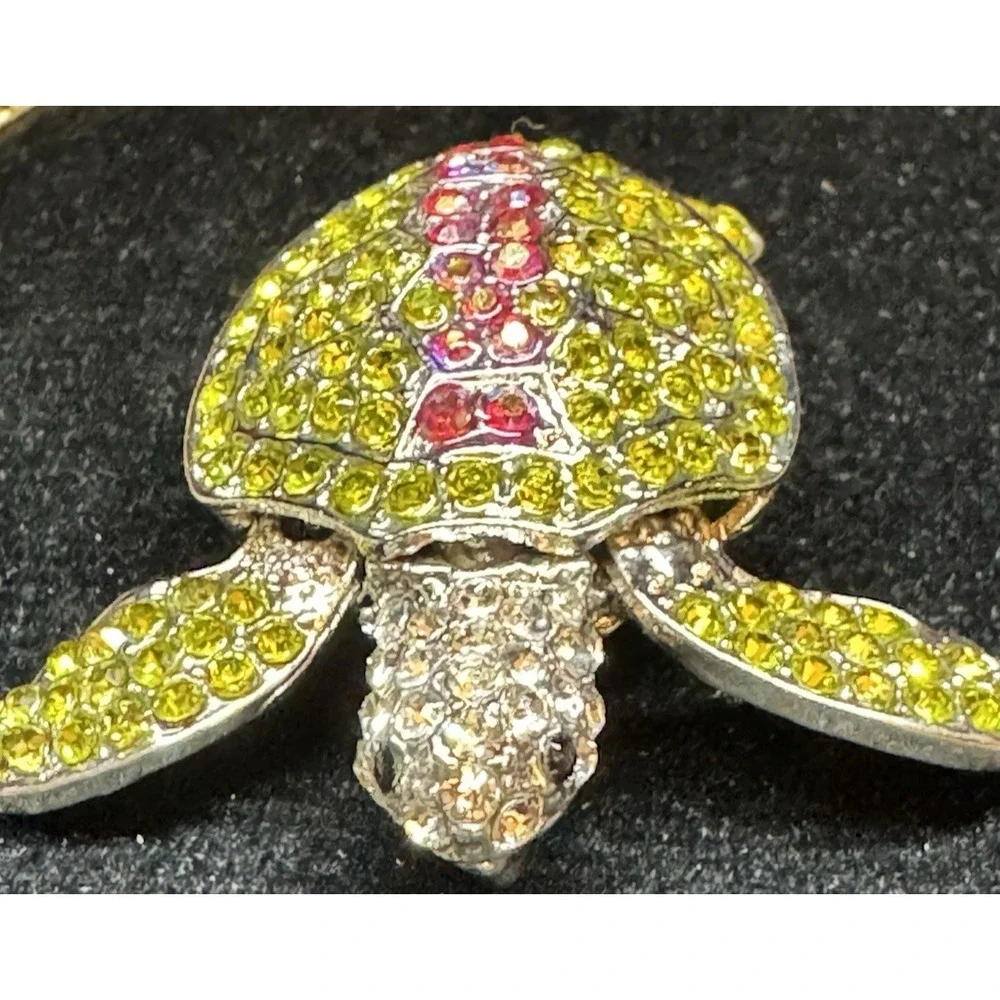 Vintage Sea Turtle Rhinestone Brooch Green Pink Crystal‎ Figural Animal Jewelry